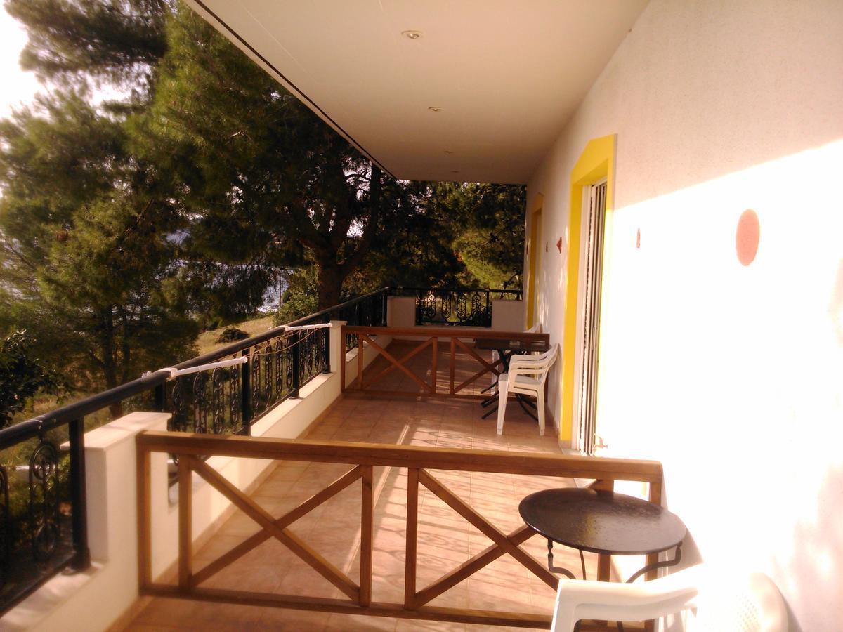 Aparthotel Maviria Monemvasía Esterno foto