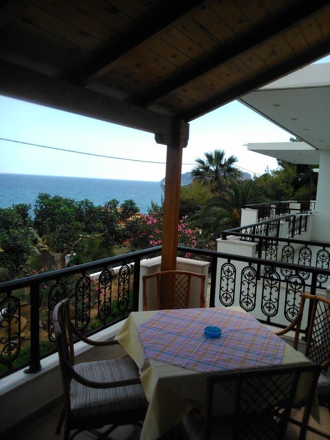 Aparthotel Maviria Monemvasía Esterno foto