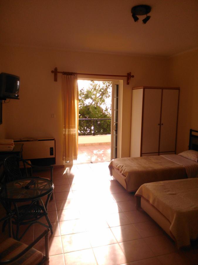 Aparthotel Maviria Monemvasía Camera foto