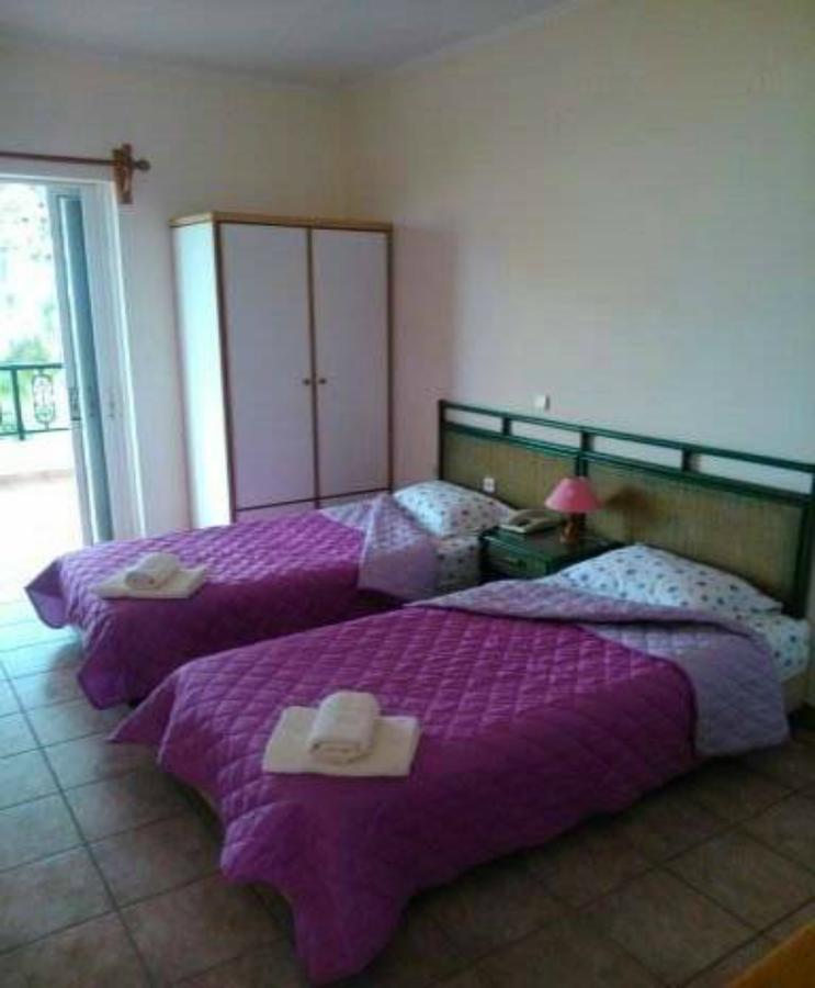 Aparthotel Maviria Monemvasía Esterno foto